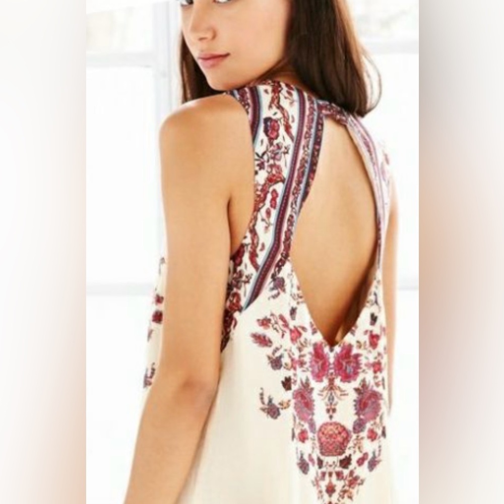 Sleeveless Cream & Floral Boho Lined Shift Keyhole Back Size medium